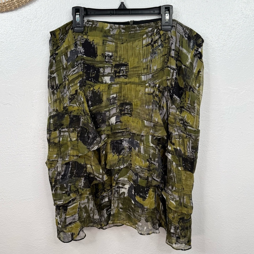 ISDA & Co Ruffle Tiered Skirt Womens Size 8 Green Black Abstract Print Layered